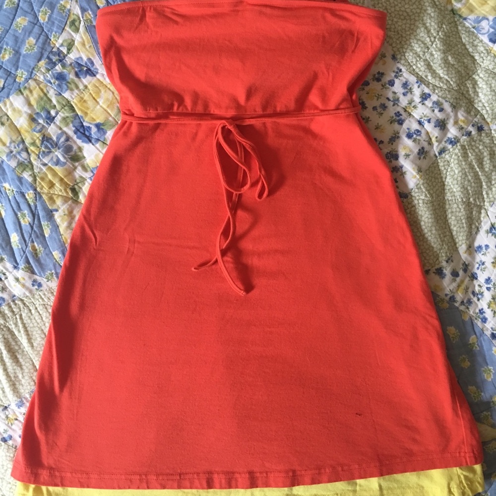 Strapless dress
